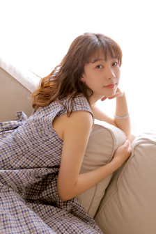 情侣主踩踏社区s女王m奴